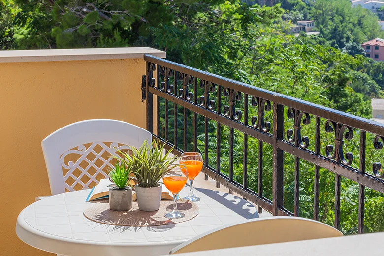 balcony with sea view